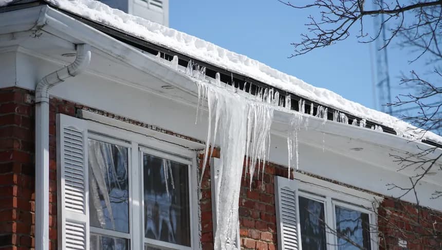 Winter Roofing Issues to Catch Early